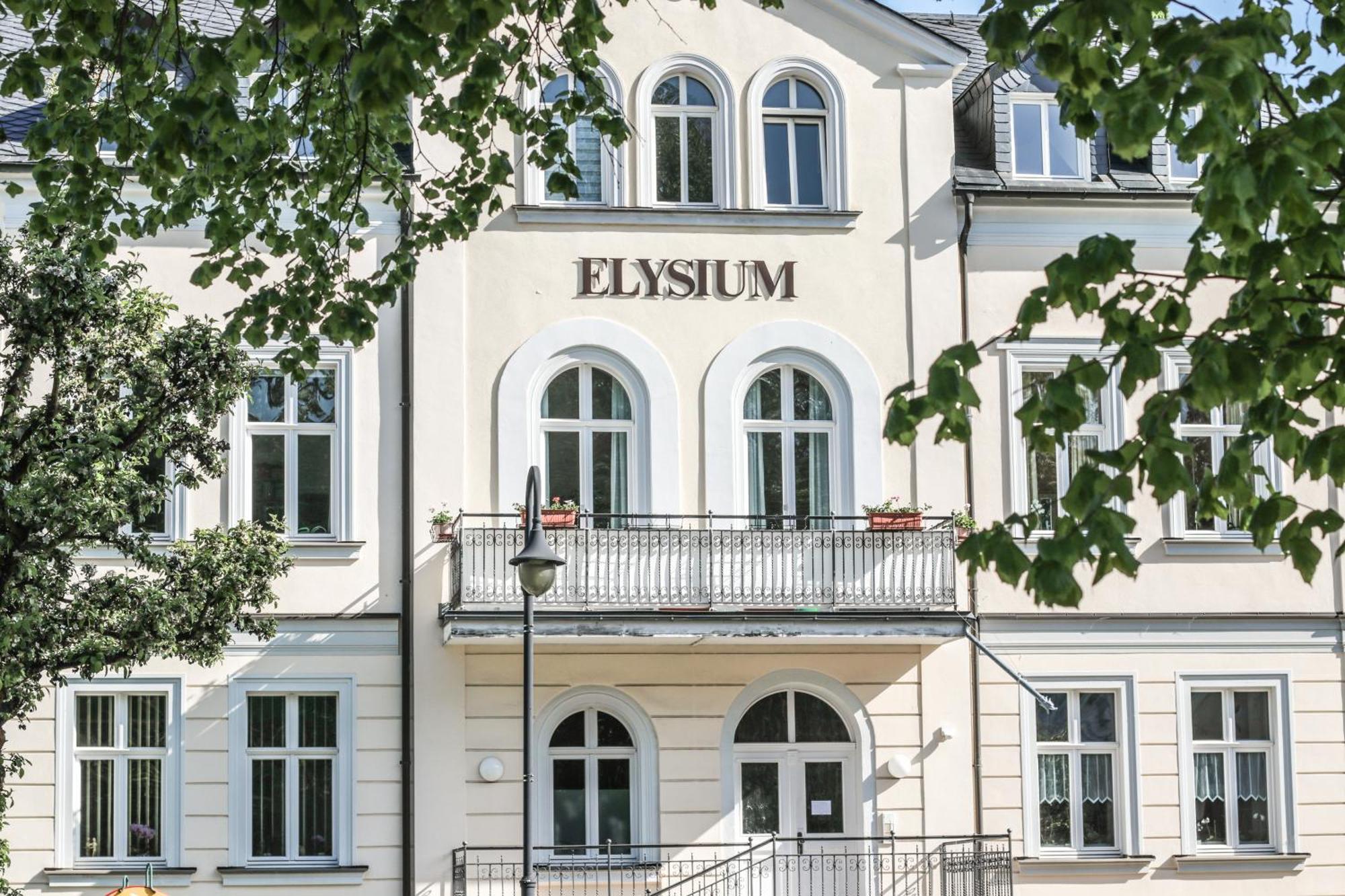 Apartment Elysium Am Rosengarten Bad Elster Exterior foto